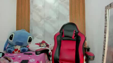 aitana online show from December 19, 2:23 pm