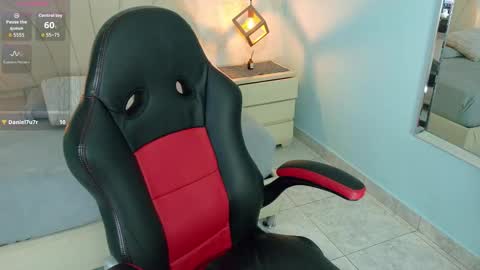 AIXA online show from February 24, 8:01 pm