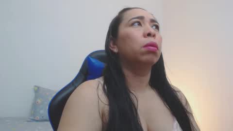 Akane online show from May 15, 2:13 pm