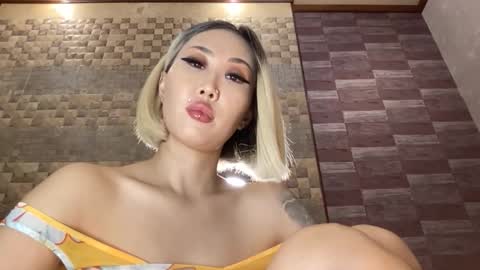 Akemi online show from September 28, 9:46 pm