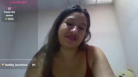 Snapshot of alahia_fox chatting on February 14, 3:58 pm alahia online show from February 14, 3:58 pm