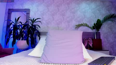 alaiaguerra online show from June 6, 7:53 pm