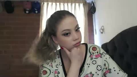 alaina_blessed online show from November 22, 6:50 pm