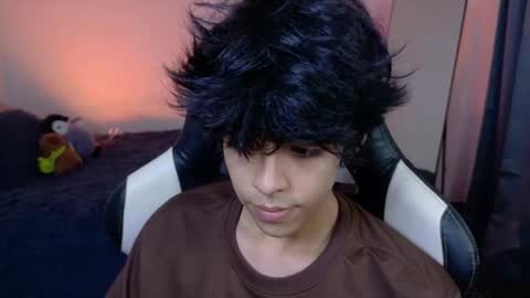 alan18n online show from April 2, 7:15 am