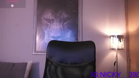 alan_morrys online show from May 30, 2:43 am