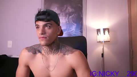 alan_morrys online show from March 21, 3:34 am