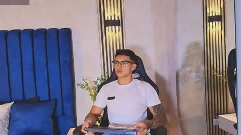 alan_salazar online show from June 29, 5:34 pm