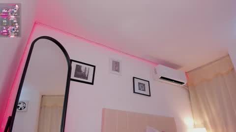 alana_ada online show from November 8, 2:25 am