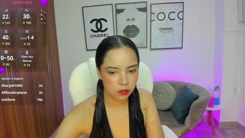 alana  online show from December 18, 11:27 am