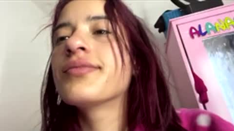 isabella online show from February 17, 8:35 am