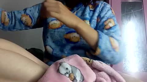 isabella online show from February 5, 9:13 am