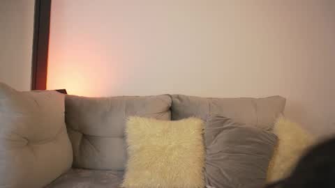 Alanna online show from December 16, 5:36 am