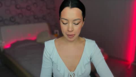 alanamell online show from March 4, 2:17 am