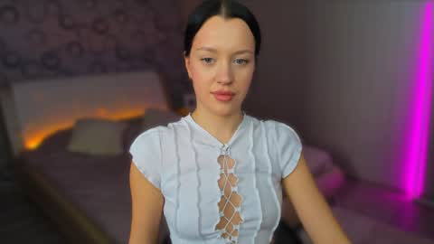 alanamell online show from February 6, 5:14 am