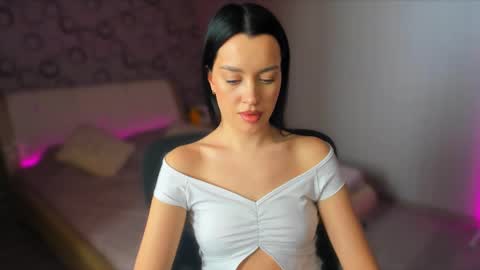 alanamell online show from February 27, 8:24 am