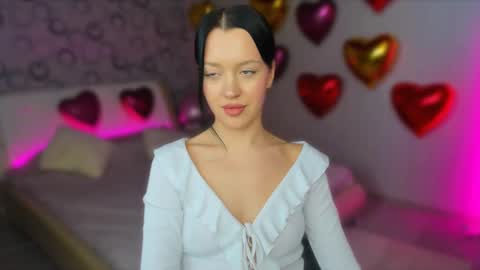 alanamell online show from February 12, 5:26 am