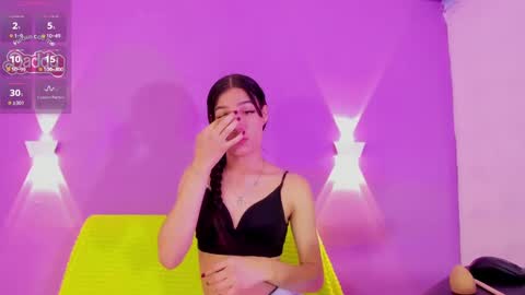 Snapshot of alanarosee___ chatting on September 29, 1:10 pm Alanaa Rosee  online show from September 29, 1:10 pm