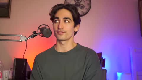 idenavarre online show from January 14, 12:54 am