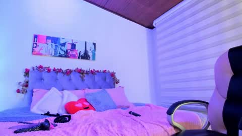 Alanna online show from February 20, 6:06 am