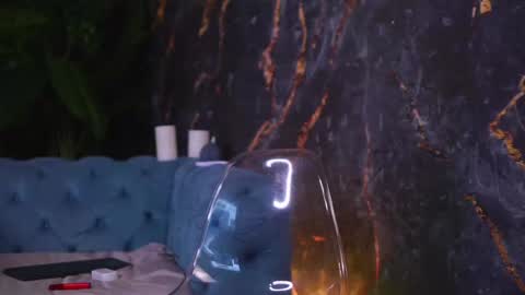 AlannaBlue online show from December 19, 10:34 am