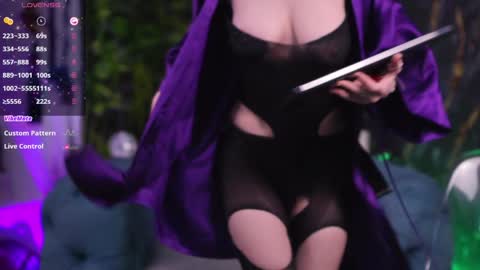 AlannaBlue online show from December 23, 7:17 am