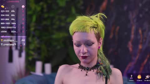 AlannaBlue online show from December 15, 11:01 am