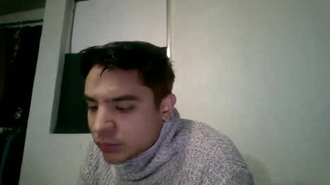 alber753713 online show from June 29, 4:31 am