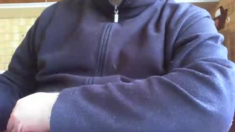 albert5616 online show from May 8, 8:53 am