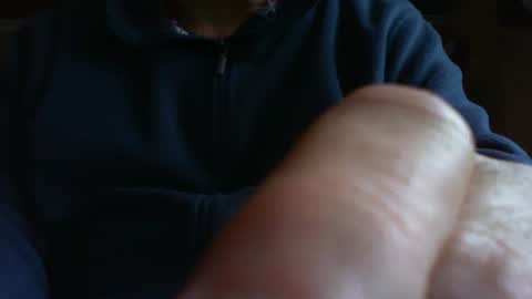 albert5616 online show from May 16, 5:22 pm