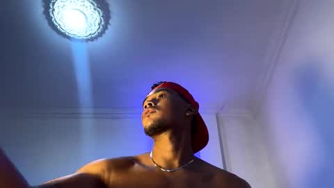 albert_gil69 online show from April 3, 11:55 pm