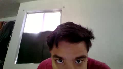 albertoarenas16 online show from May 11, 5:10 pm