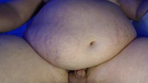 Snapshot of alecbigdaddy chatting on January 8, 2:57 am Big Daddy Alec online show from January 8, 2:57 am