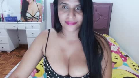 Alejandra --independent model online show from December 28, 12:13 pm