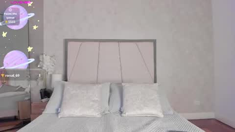 alejandra_marin_ online show from June 11, 12:32 am