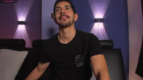 Alejo  online show from May 26, 5:30 pm