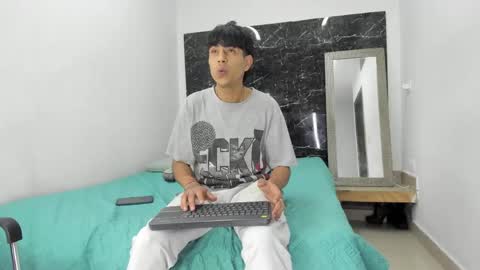 Alejo  online show from June 5, 8:03 pm