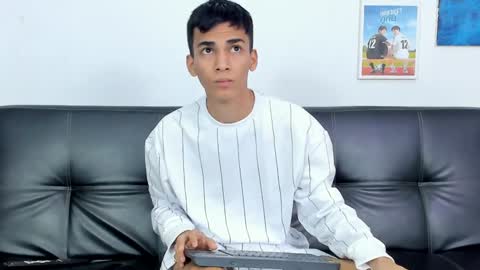 alejo peverell online show from January 20, 8:07 pm