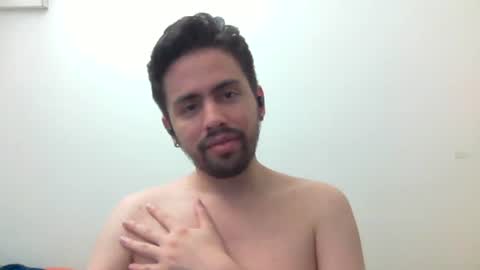 alejo_shy online show from December 17, 4:19 am