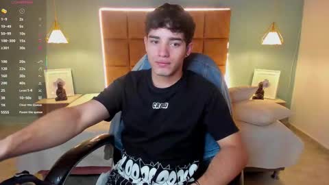 Snapshot of alejootwink chatting on October 8, 3:13 am ALejoo Saenz online show from October 8, 3:13 am