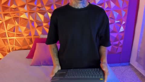 aleking13 online show from October 28, 1:01 pm