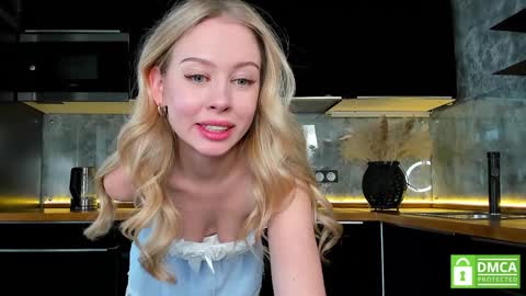 Snapshot of aleksa_cutie chatting on January 25, 9:26 am Next stream - 2 dec -  online show from January 25, 9:26 am