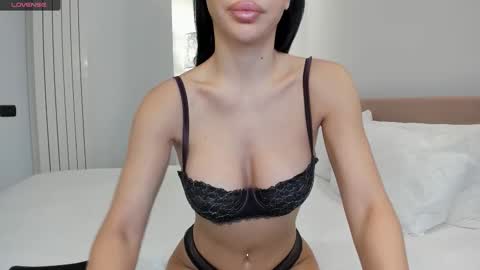 alenaxoxoo online show from January 6, 12:42 pm