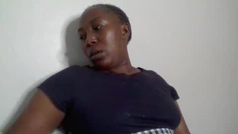 Noreen Kennth and Emilly online show from November 28, 5:31 pm