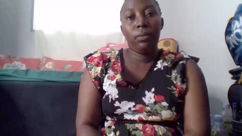 Noreen Kennth and Emilly online show from November 5, 7:54 am