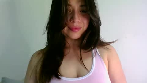 QUEEN OFF MILk  IM BACK  15 NOV online show from April 17, 9:50 pm