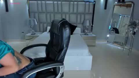 ALESSA ROMERO  online show from March 25, 8:26 pm