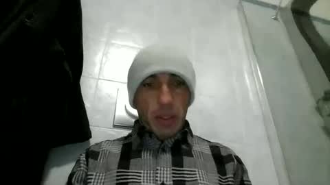 alex120475 online show from December 2, 8:36 am