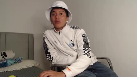 Owen online show from March 11, 4:26 am