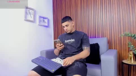 alex online show from March 23, 12:32 pm