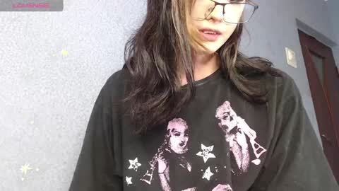 CorneliaLia inst  online show from January 27, 7:24 am